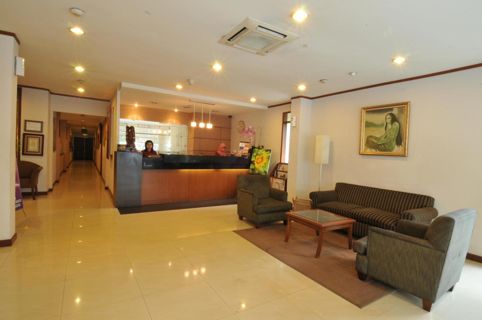 Cipta Hotel Wahid Hasyim Giacarta Esterno foto