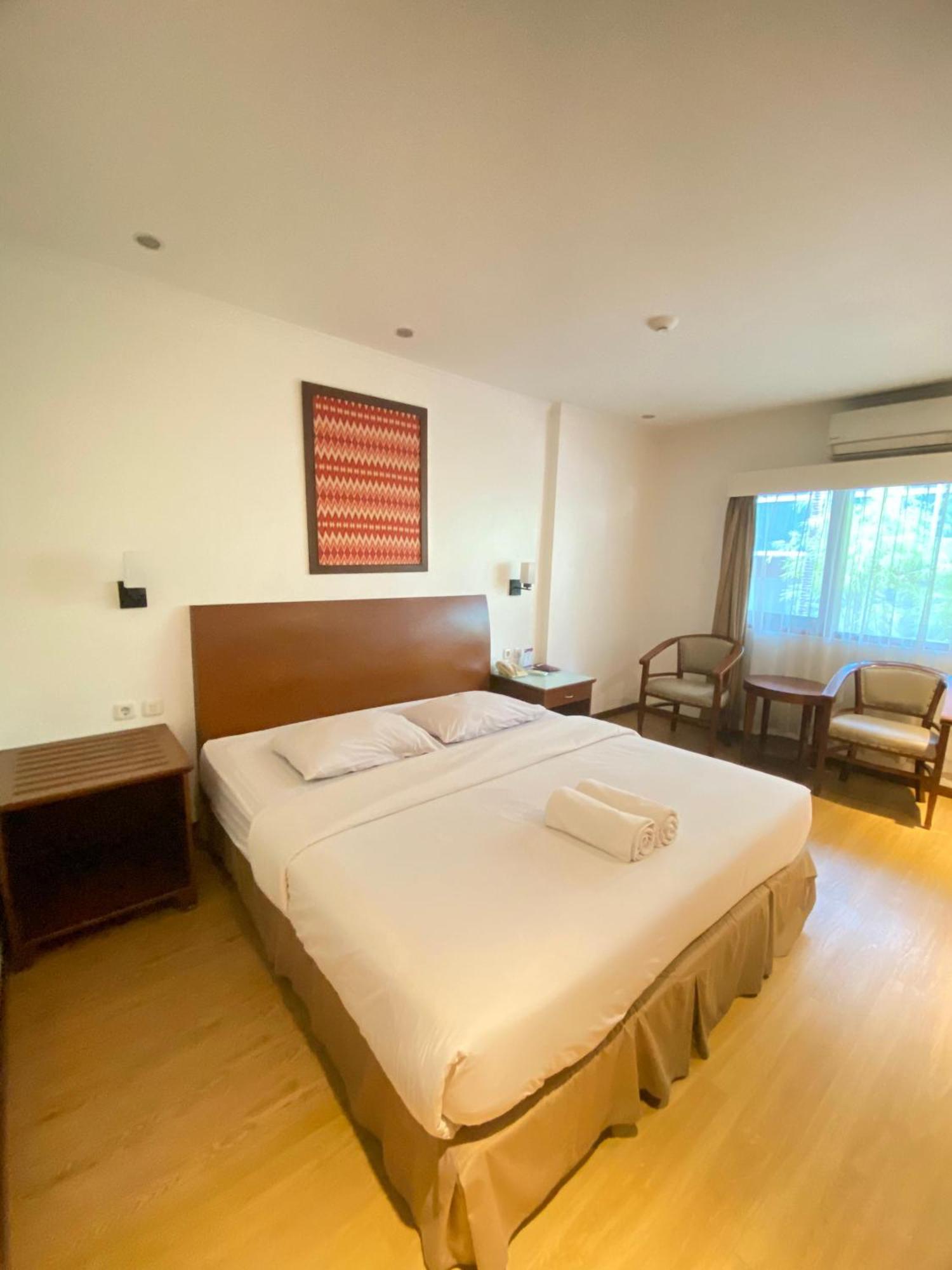Cipta Hotel Wahid Hasyim Giacarta Esterno foto
