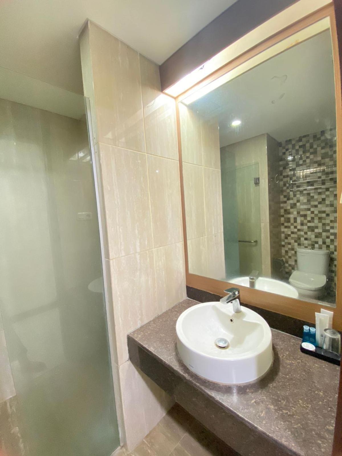 Cipta Hotel Wahid Hasyim Giacarta Esterno foto