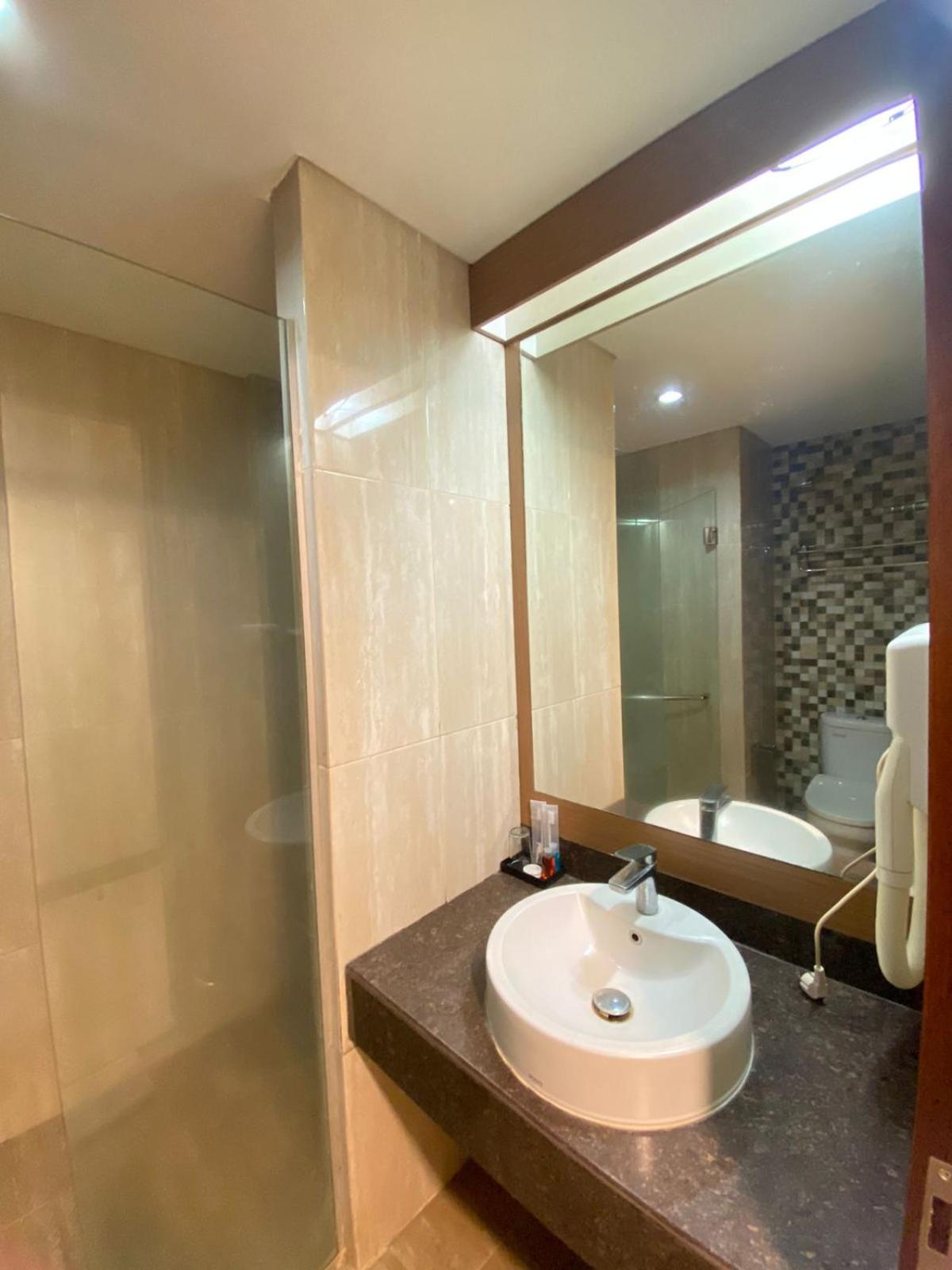 Cipta Hotel Wahid Hasyim Giacarta Esterno foto